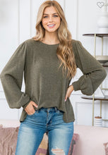 Load image into Gallery viewer, Puff Sleeve Top

