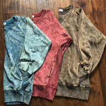 Load image into Gallery viewer, Acid Wash Pullover
